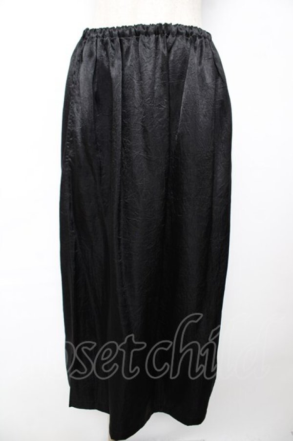画像1: powder / しわ加工サテンスカート F 黒 Y-25-12-01-140-LO-SK-SZ-ZY (1)