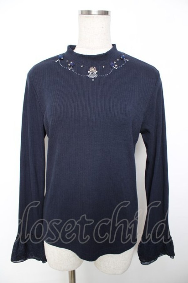 画像1: axes femme / バラネックレス風リブプルオーバー M 紺 Y-25-12-04-048-AX-TO-SZ-ZY (1)