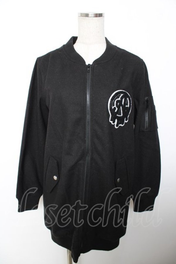 画像1: HELL CAT PUNKS / ワッペ付きロングブルゾン F ブラック Y-25-12-04-103-PU-JA-SZ-ZY (1)