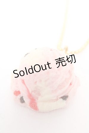 画像: Q-pot. / Strawberry chocolate chip Ice cream ネックレス  ストロベリー Y-25-12-04-011-QP-AC-SZ-ZY