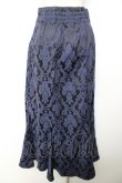 画像2: axes femme POETIQUE / オーナメント柄スカート M 紺 Y-25-12-04-142-AX-SK-SZ-ZY (2)
