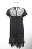 画像2: GRAMM / プリント裾レースカットワンピース  黒 Y-25-12-04-169-HN-OP-SZ-ZY (2)