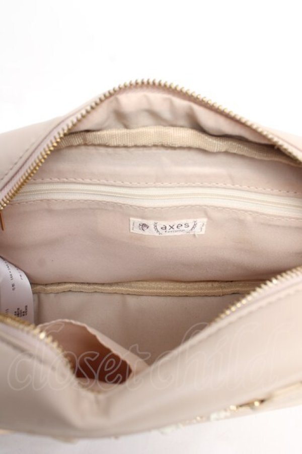 画像3: axes femme / バラ刺繍キルトショルダーバック F グレージュ Y-25-12-05-043-AX-BG-SZ-ZY (3)