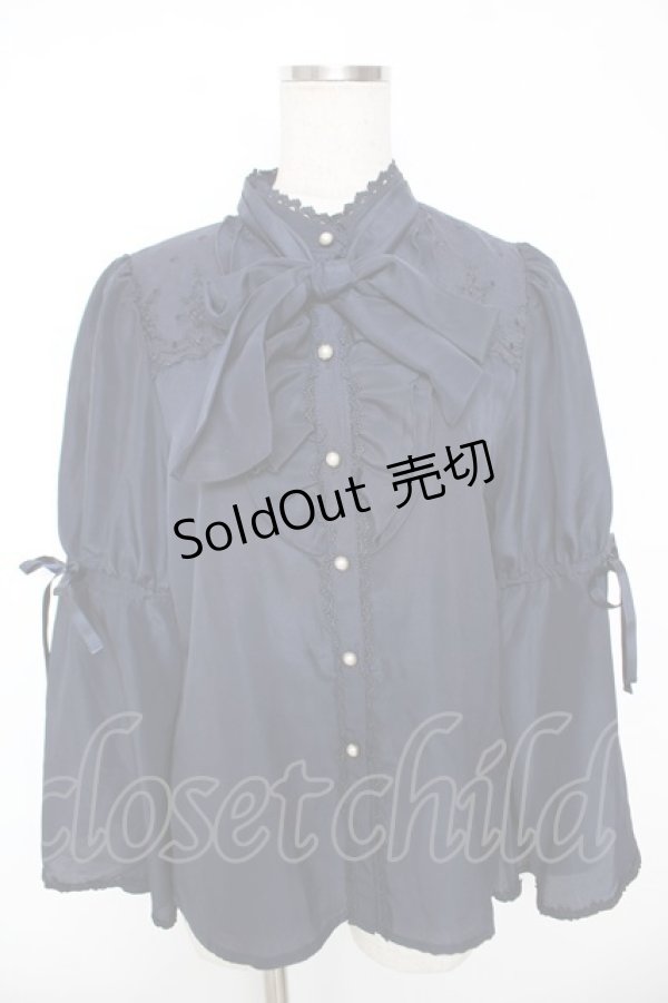 画像1: axes femme Kawaii / 姫袖フリルブラウス  紺 Y-25-12-05-072-AX-BL-SZ-ZY (1)