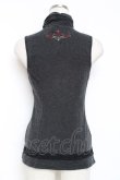 画像2: Ozz oneste / 薔薇刺繍ノースリーブトップス  黒 Y-25-12-05-091-OO-TO-SZ-ZY (2)