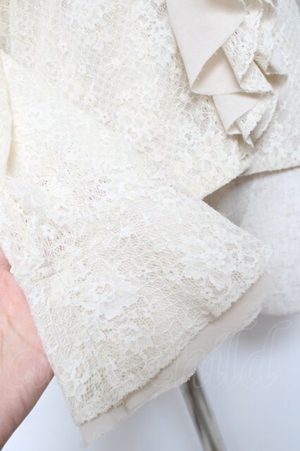 画像4: INGEBORG / フリル総レースブラウス  キナリ Y-25-12-08-004-LO-BL-SZ-ZY (4)