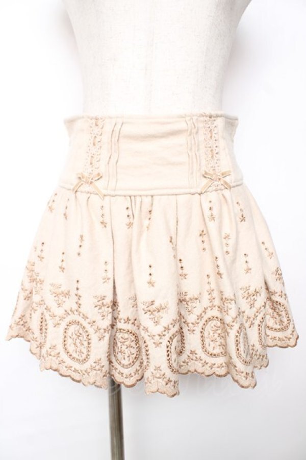 画像1: LIZ LISA / 刺繍スカラップスカパン 0 ベージュ Y-25-12-08-039-LO-PA-SZ-ZY (1)