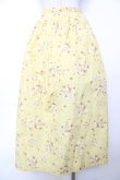 画像2: WONDERFUL WORLD / 小花ブーケ柄スカート  イエロー Y-25-12-08-096-LO-SK-SZ-ZY (2)
