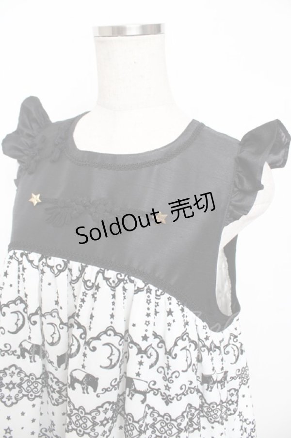 画像3: ALICE and the PIRATES / 夢喰いバクの空中散歩ジャンパースカート  オフ白×黒 Y-25-12-08-129-PA-OP-SZ-ZY (3)