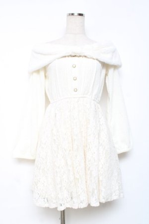 画像: LIZ LISA / ファーリボンワンピース 0 白 Y-25-12-08-018-LO-OP-SZ-ZY