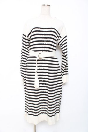 画像: axes femme / 肩ボタンデザインボーダースリットワンピース M 白×黒 Y-25-12-10-054-AX-OP-SZ-ZY