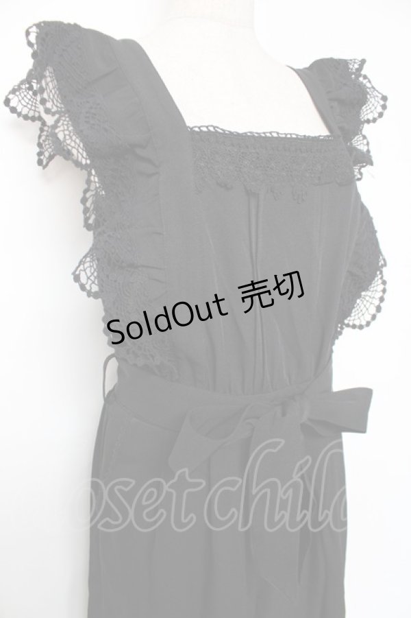 画像3: axes femme / フリル×レースサロペット M 黒 Y-25-12-10-061-AX-OP-SZ-ZS (3)