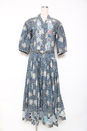 画像: PINK HOUSE / シロツメクサパッチワークワンピース  ブルー Y-25-12-10-068-LO-OP-SZ-ZY