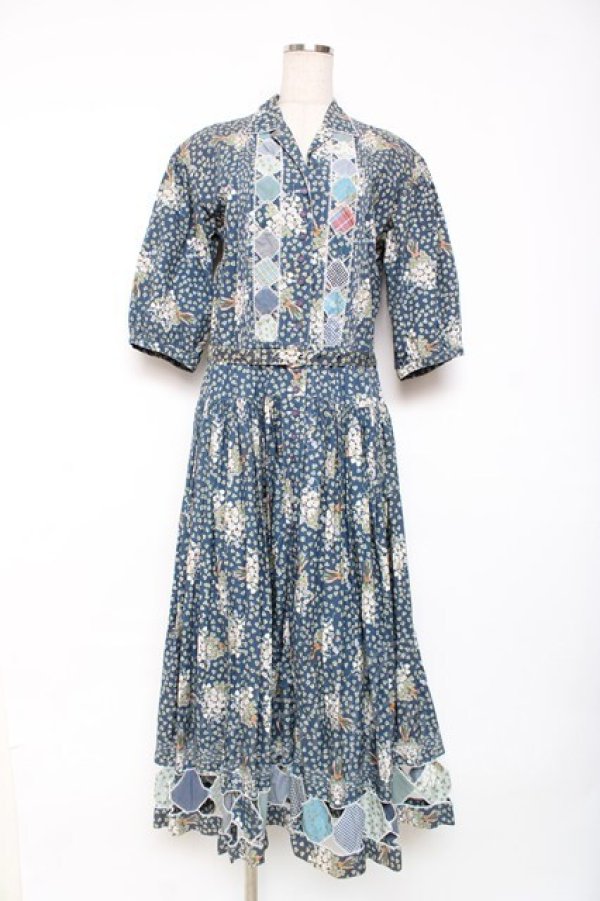 画像1: PINK HOUSE / シロツメクサパッチワークワンピース  ブルー Y-25-12-10-068-LO-OP-SZ-ZY (1)