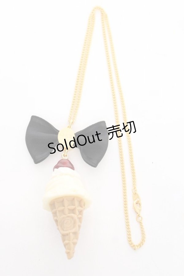 画像2: Q-pot. / チェリーホイップアイスネックレス  バニラ Y-25-12-10-003-QP-AC-SZ-ZY (2)