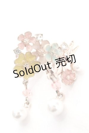 画像: axes femme / ラビット×フラワーイヤリング  ゴールド Y-25-12-12-015-AX-AC-SZ-ZY