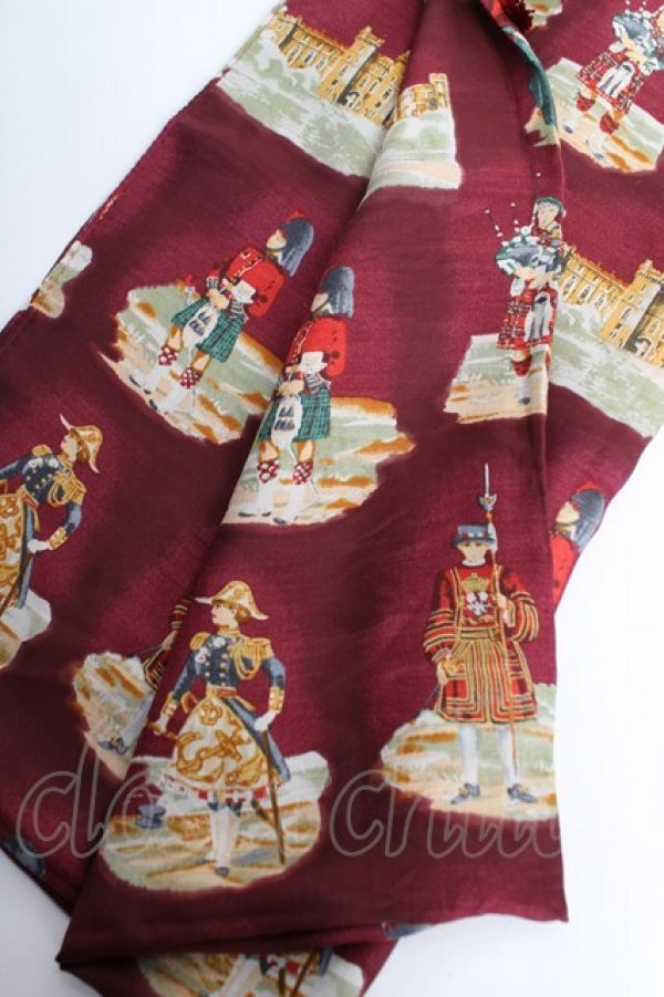 画像2: Jane Marple / Old Englandのスカーフ  ボルドー Y-25-12-12-046-JM-ZA-SZ-ZY (2)