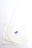 画像2: Moi-meme-Moitie / タイニーローズレース燭台刺繍スカーフ  白レース×青刺繍 Y-25-12-12-047-MO-ZA-SZ-ZY (2)