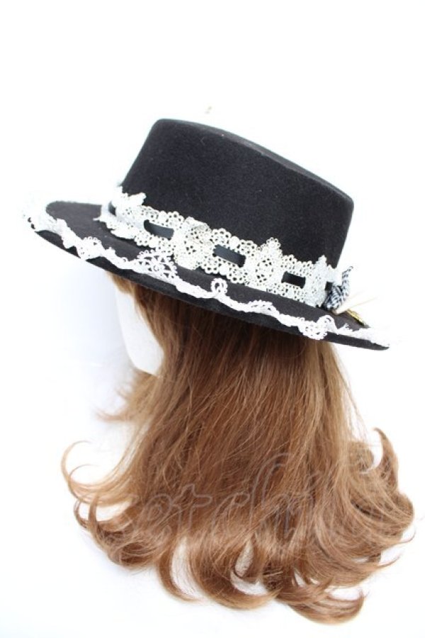 画像3: To Alice / チャーム付きフェルトハット  黒 Y-25-12-13-004-LO-AC-SZ-ZY (3)