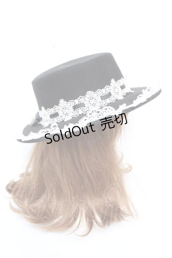 画像4: To Alice / チャーム付きフェルトハット  黒 Y-25-12-13-004-LO-AC-SZ-ZY (4)