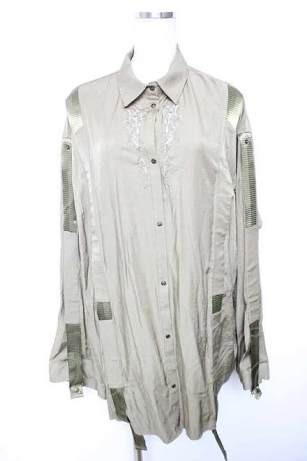 画像1: Ozz conte / ベルトテープ刺繍入りロングシャツ  カーキ Y-25-12-17-041-OO-BL-SZ-ZY (1)