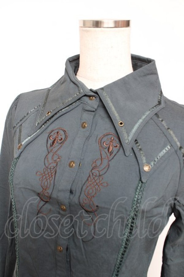 画像3: Rozen Kavalier / 刺繍入りレース切替ブラウス  グリーン Y-25-12-17-083-OO-BL-SZ-ZY (3)