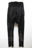 画像1: PUTUMAYO / エンブレム刺繍裾ZIPパンツ  黒 Y-25-12-17-135-PT-PA-SZ-ZY (1)