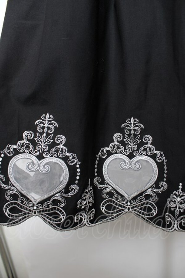 画像3: axes femme POETIQUE / ハート透かし刺繍入りスカート  黒 Y-25-12-17-153-AX-BL-SZ-ZY (3)