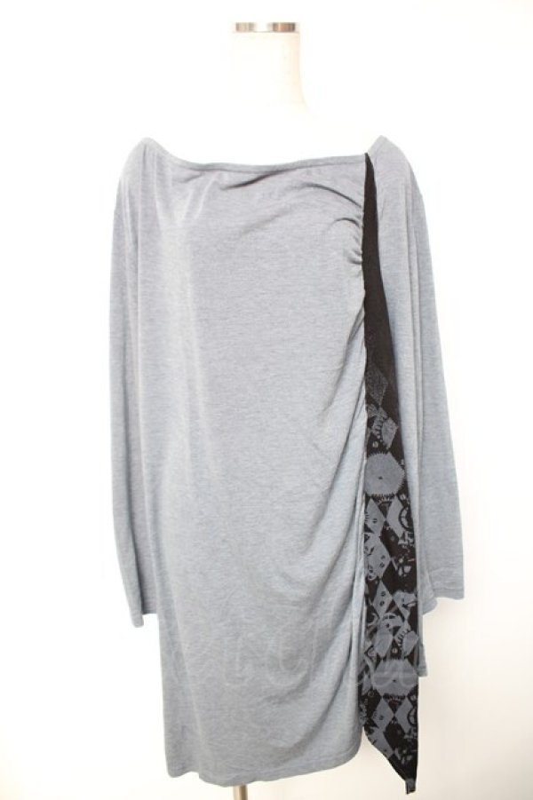 画像1: PUTUMAYO / プリント切替ロングトップス  グレー Y-25-12-17-028-PT-TO-SZ-ZY (1)