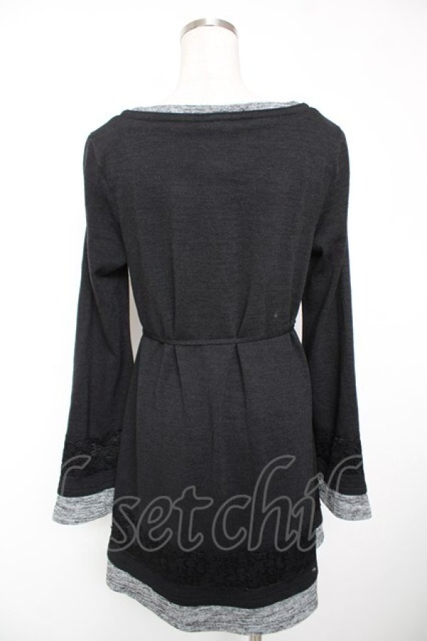 画像2: Rozen Kavalier / 刺繍入りチュニック  黒 Y-25-12-19-059-OO-TO-SZ-ZY (2)