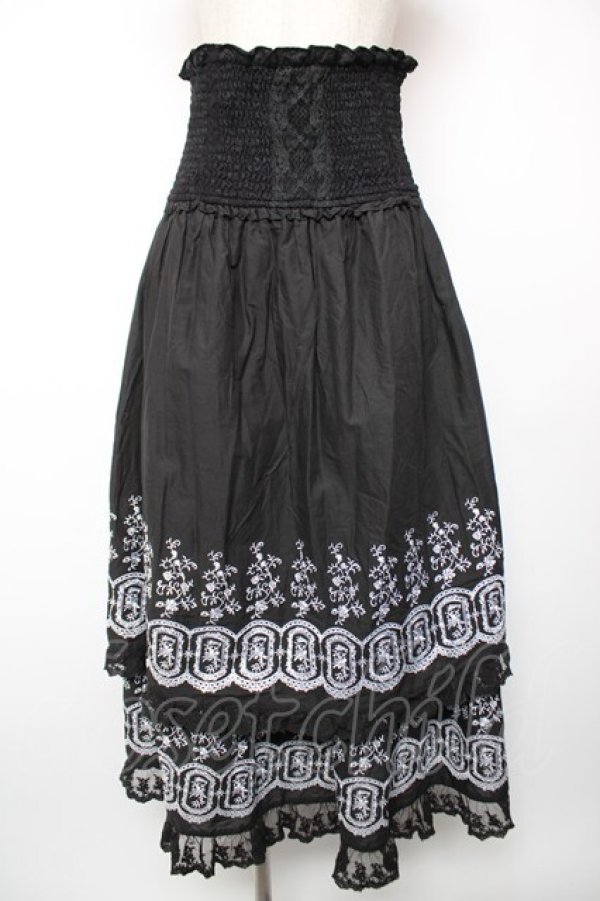 画像1: axes femme / 段々刺繍2ｗAYロングスカート M 黒 Y-25-12-19-099-AX-SK-SZ-ZY (1)