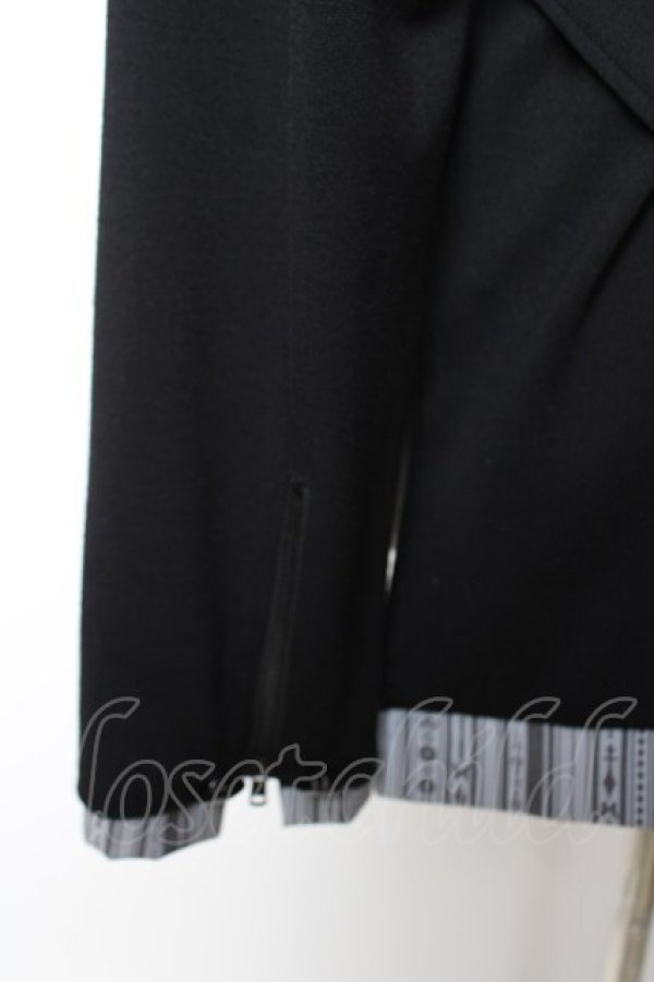 画像4: PUTUMAYO / テイルズオブエクシリア2アルヴィンコラボストール付ZIPジャケット  黒 Y-25-12-19-036-PT-JA-SZ-ZY (4)