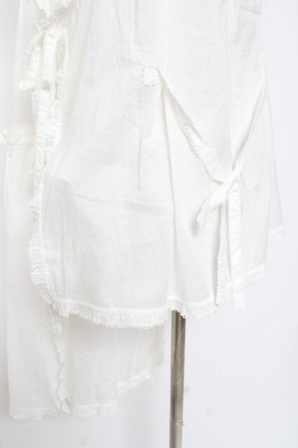 画像6: PINK HOUSE / さざ波とねこ刺繍ローンタブリエ F 白 Y-25-12-20-003-LO-TO-SZ-ZY (6)