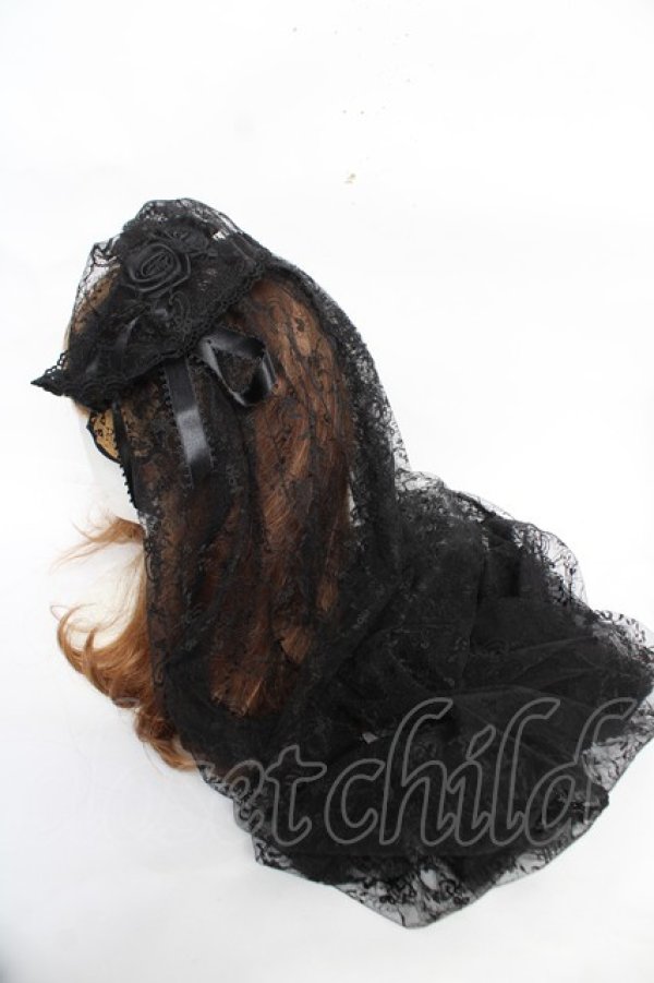 画像2: ALICE and the PIRATES / 〜Eden〜漆黒の薔薇と光の雫レースマリアベール  ブラック Y-25-12-22-048-PA-AC-SZ-ZY (2)