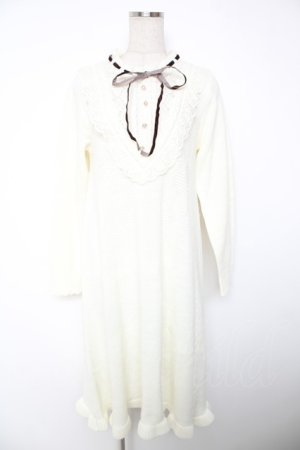 画像: axes femme / フリルニットワンピース F 白 Y-25-12-22-134-AX-OP-SZ-ZY