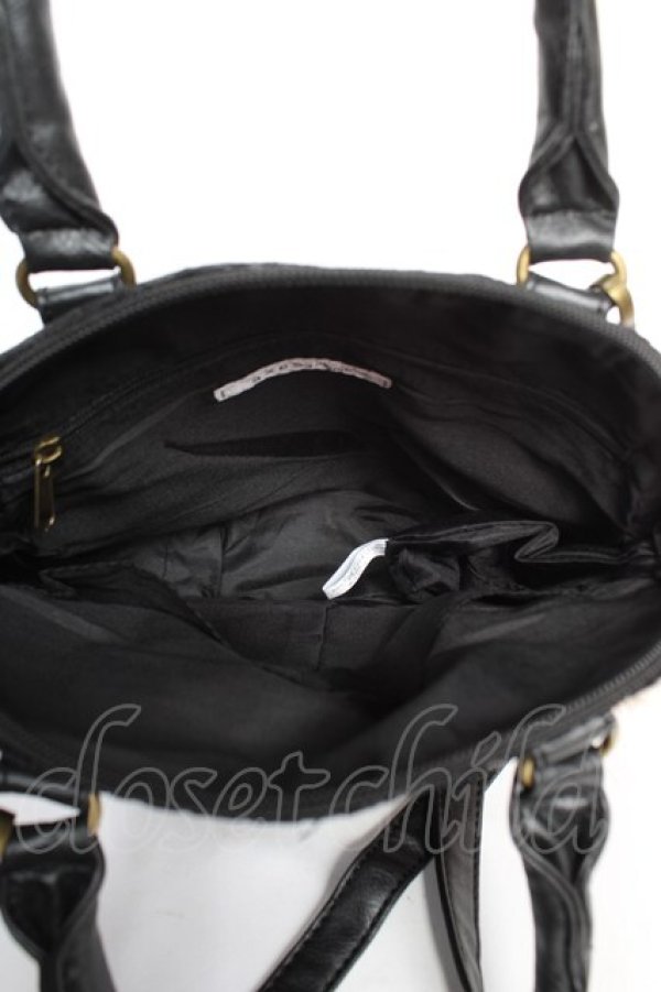 画像3: axes femme / ファー使いショルダーバッグ  黒 Y-25-12-23-007-AX-BG-SZ-ZY (3)