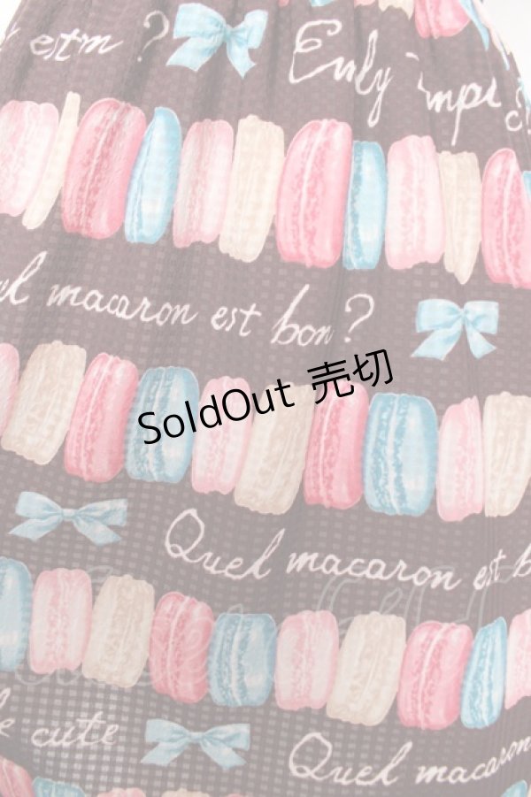 画像4: Emily Temple cute / マカロンプリントワンピース  ブラウン Y-25-12-25-139-ET-OP-SZ-ZY (4)