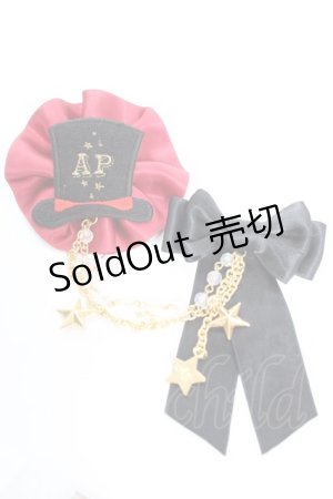 画像: Angelic Pretty / Fantasy TheaterHatブローチ  レッド Y-25-12-25-045-AP-AC-SZ-ZY