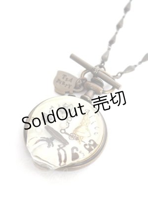 画像: Q-pot. / アリスのメルティポケットウォッチネックレス  ブラウン Y-25-12-27-001-QP-AC-SZ-ZY