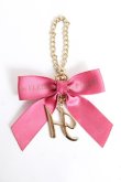 画像2: Maison de FLEUR / イニシャルリボンビジューチャーム  ダークピンク Y-25-12-27-003-LO-ZA-SZ-ZY (2)