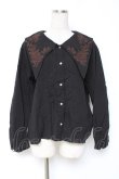 画像1: axes femme NOSTALGIE / 襟刺繍ブラウス M 黒 Y-25-12-27-046-AX-BL-SZ-ZY (1)