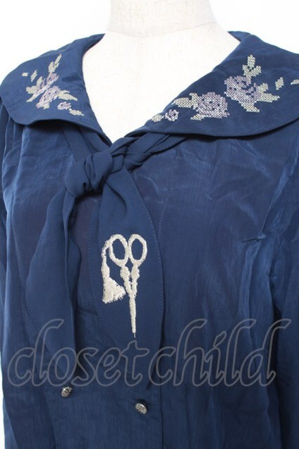 画像4: axes femme / sajou刺繍入Wボタンブラウス M 紺 Y-25-12-27-052-AX-BL-SZ-ZY (4)