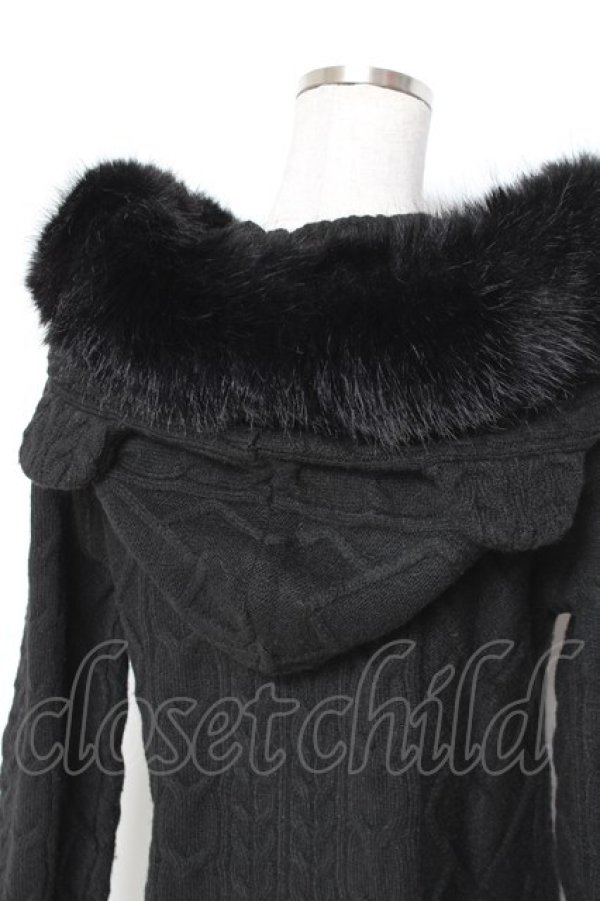 画像3: TRAVAS TOKYO / クマ耳ファーフードケーブルニットワンピース F ブラック Y-25-12-27-059-PU-OP-SZ-ZY (3)