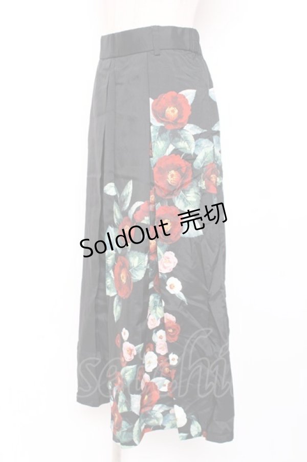 画像2: axes femme / 椿柄ロングスカート F 黒 Y-25-12-27-096-AX-SK-SZ-ZY (2)