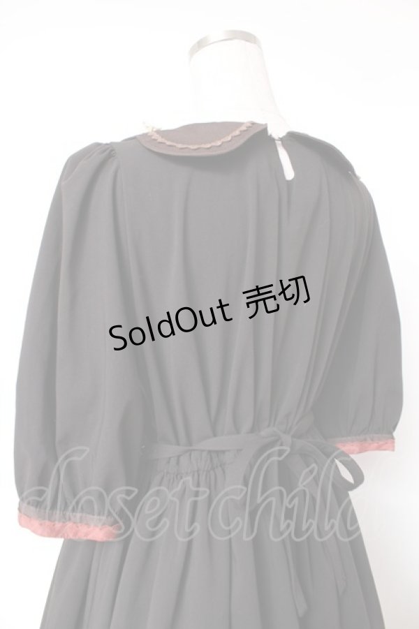 画像4: ALICE and the PIRATES / クリスのチョコレートメイドワンピース  黒 Y-25-12-28-035-PA-OP-SA-ZY (4)