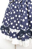 画像4: Angelic Pretty / ポルカドットジャンパースカート  紺 Y-25-12-28-006-AP-OP-SZ-ZY (4)
