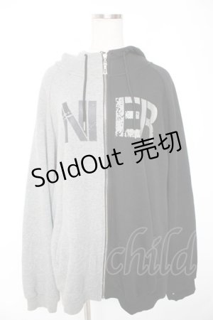 画像: NieR CLOTHING / 防寒裏起毛TWO-TONE ZIP PARKA【FACE LOGO】 F グレー×黒 Y-26-01-01-127-PU-JA-SZ-ZY