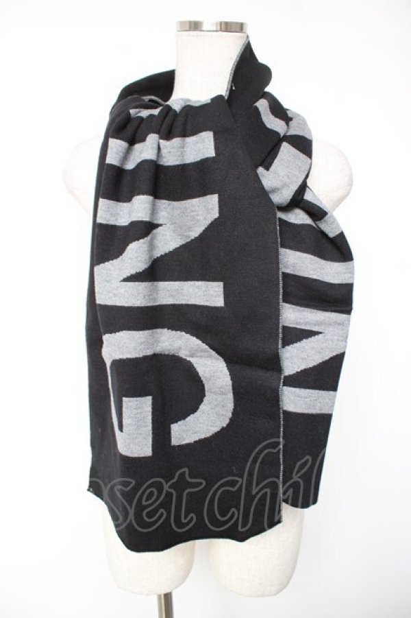 画像1: NieR Clothing / 高品質NIER LOGOマフラー  黒×グレー Y-26-01-01-005-PU-ZA-SZ-ZY (1)