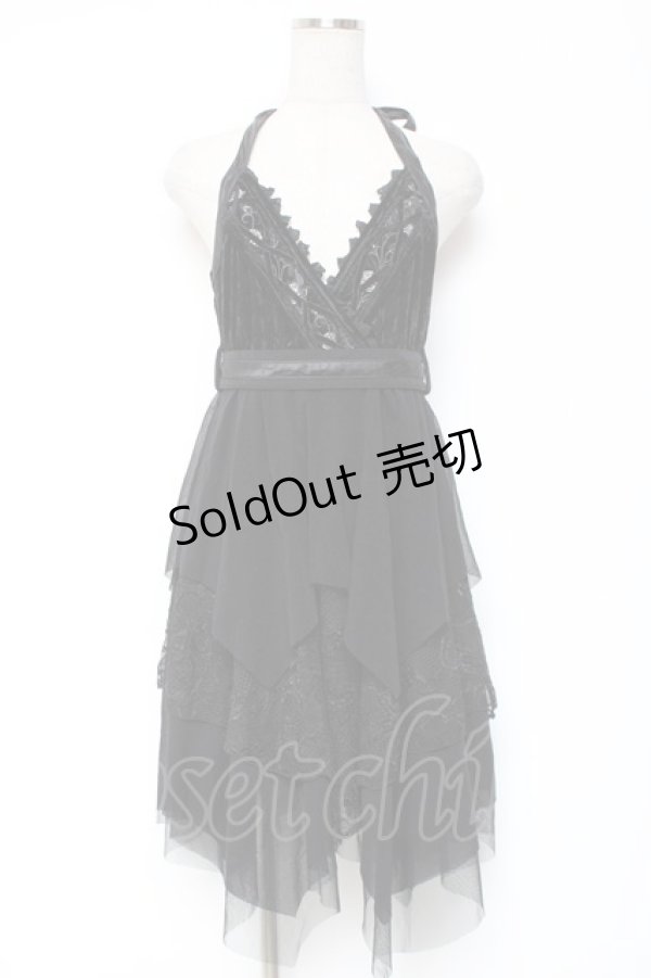 画像1: Ozz oneste / 薔薇刺繍ベロアホルターワンピース  黒 Y-26-01-05-068-OO-OP-SZ-ZY (1)