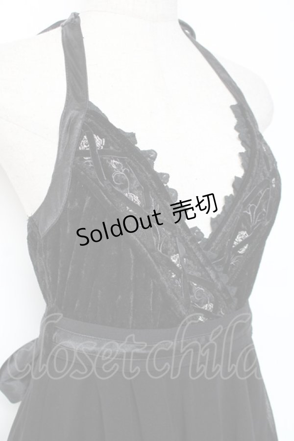 画像5: Ozz oneste / 薔薇刺繍ベロアホルターワンピース  黒 Y-26-01-05-068-OO-OP-SZ-ZY (5)
